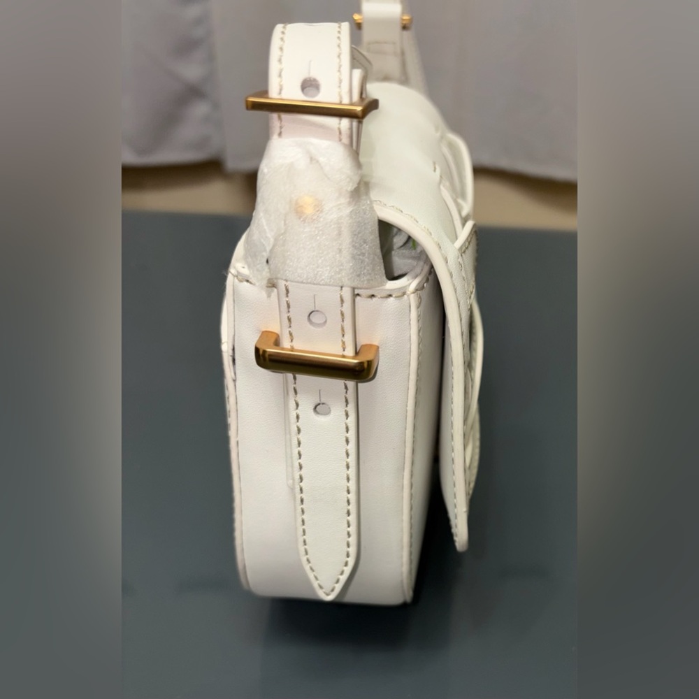 Sam Edelman Small Bay Leather Saddle Crossbody Bag - Picture 7 of 11